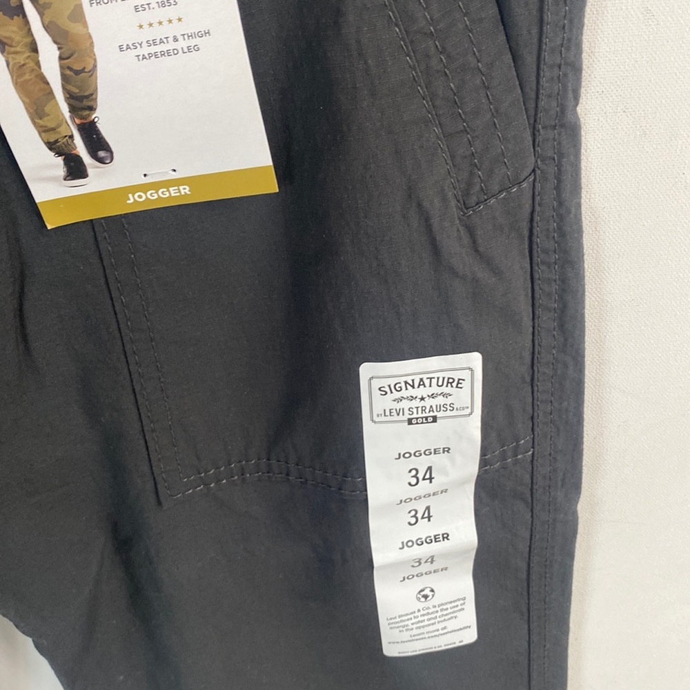(B51) Levi’s Signature Men’s Joggers Black Flex Light Weight Gold Edition, Sz 34 - Picture 10 of 12